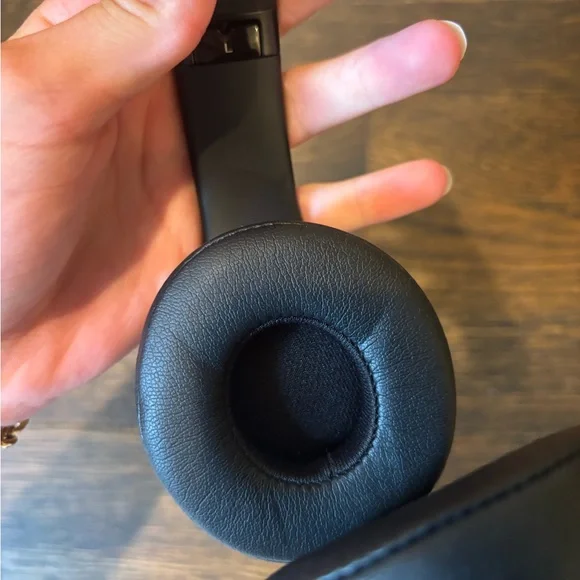Beats Solo3 Wireless On-Ear Headphones